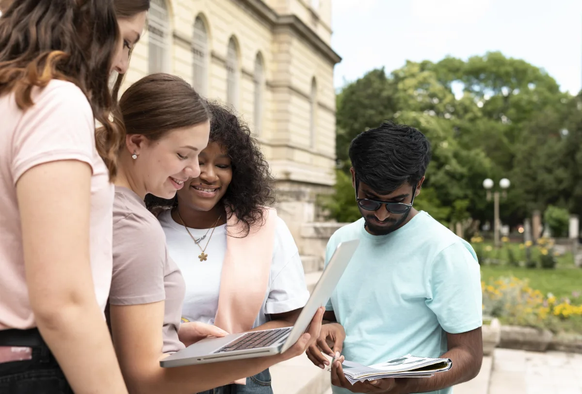 Early Application Strategies for U.S. Colleges 2
