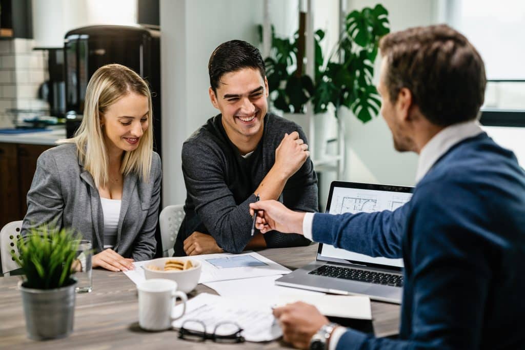 Mortgage rates 2025 outlook: what to expect with 6–7%